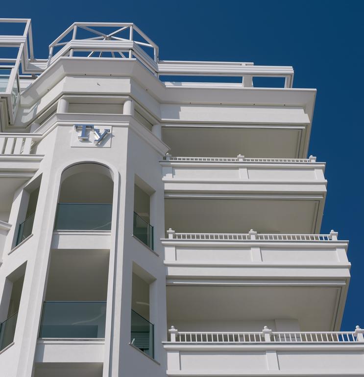 Hotel Tiffany'S Riccione Luaran gambar