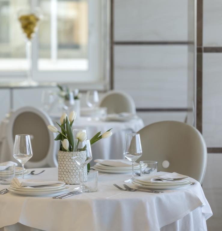 Hotel Tiffany'S Riccione Luaran gambar