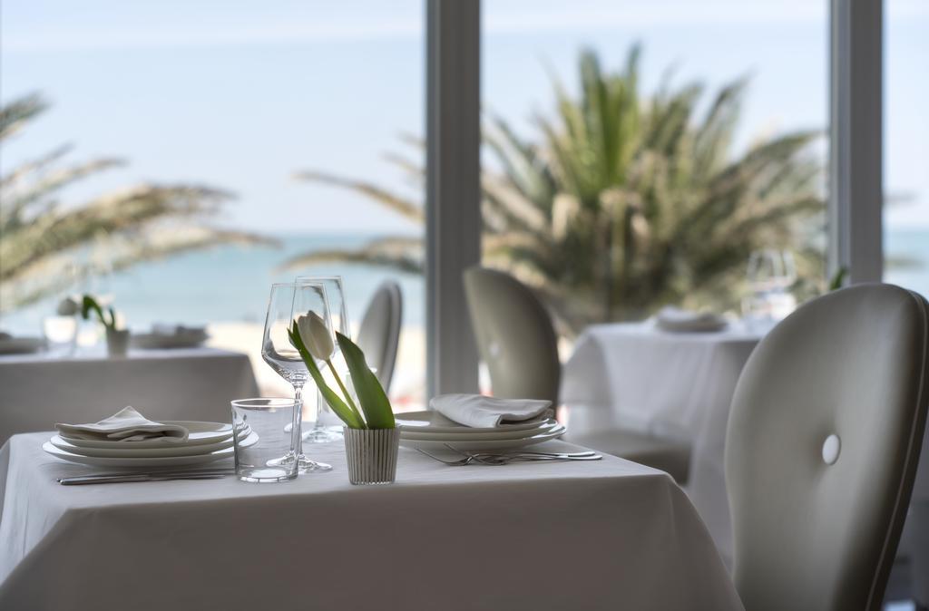 Hotel Tiffany'S Riccione Luaran gambar