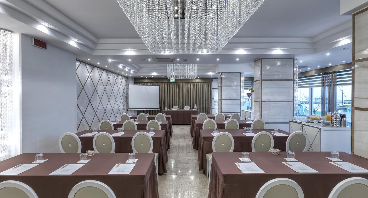 Hotel Tiffany'S Riccione Luaran gambar